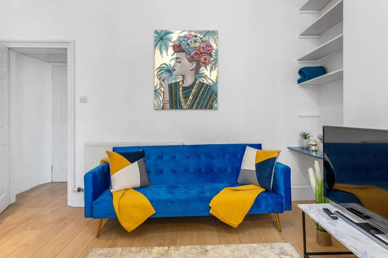 Cosy 1 Bed Main Door Apartment In Lovely Leith, Favourite For Tourists, Relocation, Businesses, Long Stays Welcome Edinburgh United Kingdom
